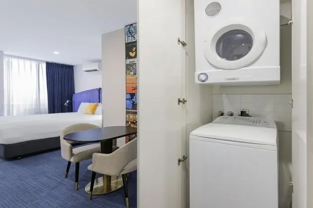 The Jazz Corner Hotel Melbourne - Oda
