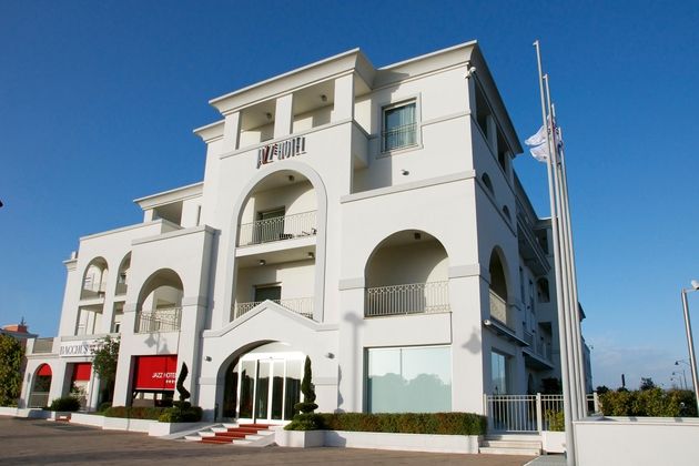 Jazz Hotel