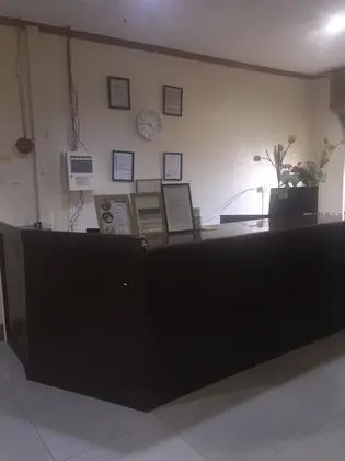 Jeamco Royal Hotel - Baybay - Lobi