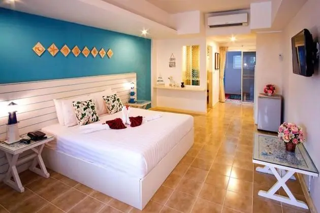 Jean Boutique Pattaya - Öne Çıkan Resim