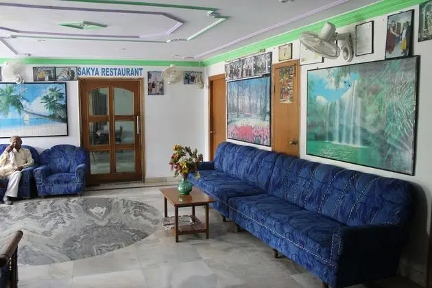 Hotel Jeevak International - Lobi
