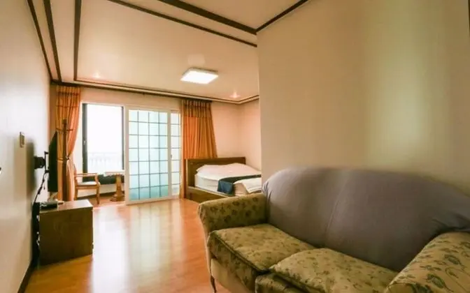 Jeju Badapunggyeong Pension - Oda