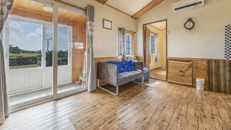 Jeju Basafan Spa Pension - Oda