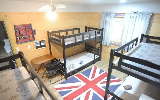 Jeju Base Camp Guest House - Oda