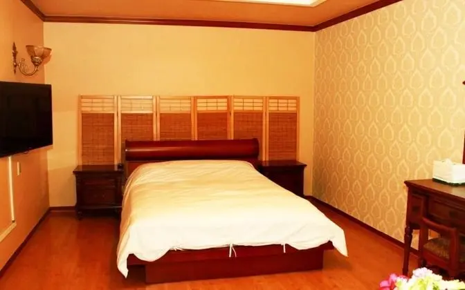 Jeju Cheongsanuinoeul Pension - Oda