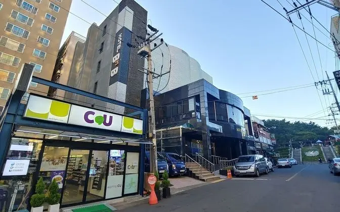 Jeju Gallery Hotel B&B - Dış Mekan