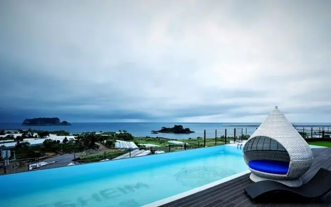 Jeju Gladsheim Hotel
