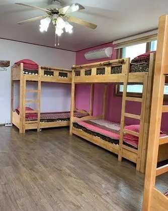 Jeju Gobullak Guest House - Oda