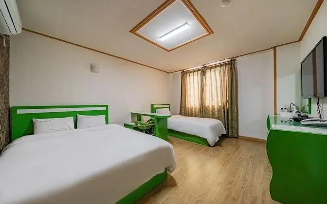 Jeju Happy Hotel