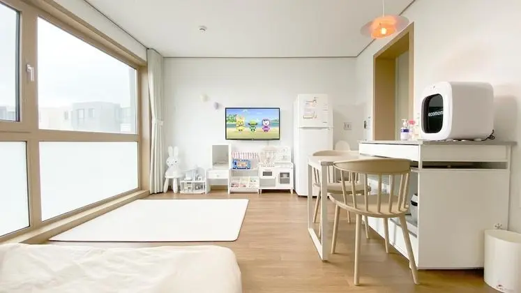 Jeju Hi Mom Kids Family Pension Black - Dış Mekan