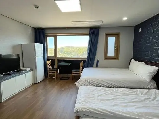 Jeju Hi Mom Kids Family Pension Black - Oda