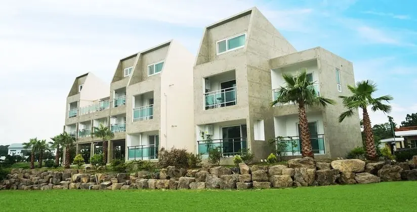 Jeju J Pension
