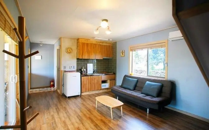 Jeju Jarak Pension - Oda