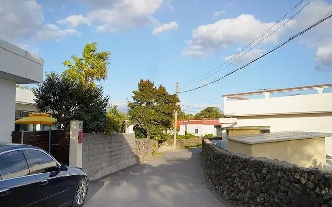 Jeju Joyonghan Guest House Sanbangsan - Dış Mekan
