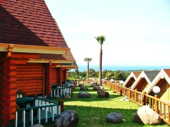 Jeju Jungmun Log Pension & Resort