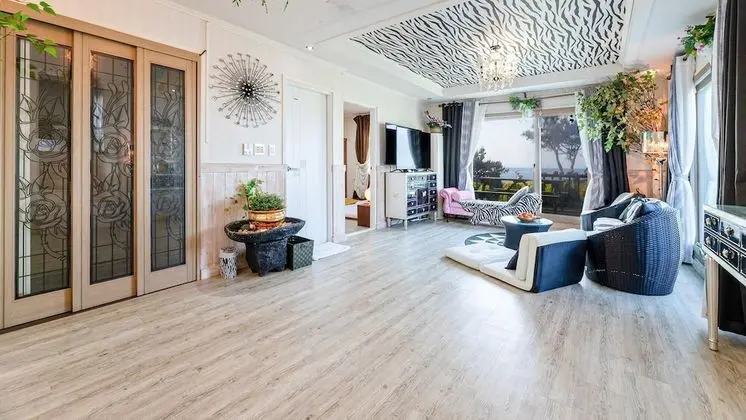 Jeju Kkot Hyang gi Badasori Pension - Öne Çıkan Resim