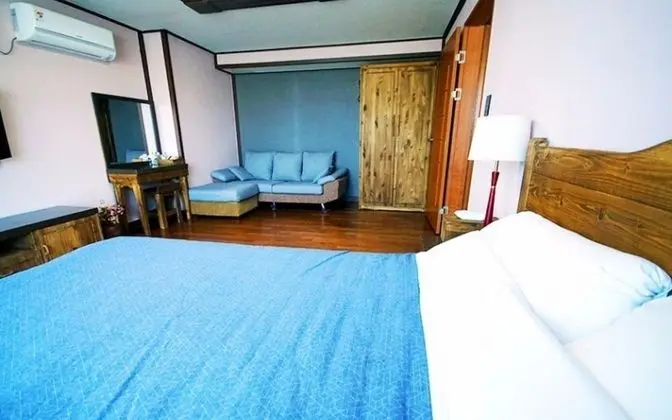 Jeju Liverpool Pension - Oda