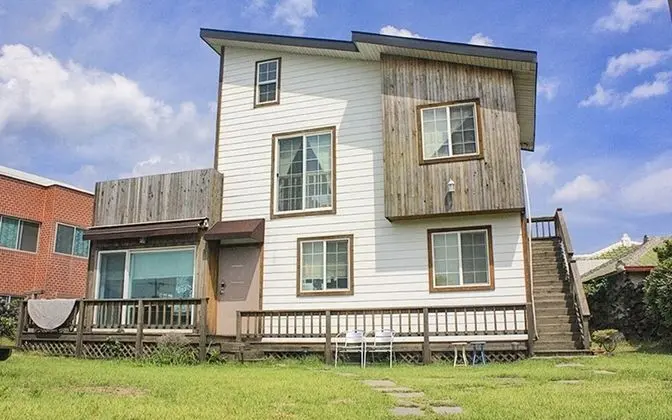 Jeju Manon Unshared House Pension