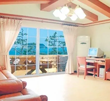 Jeju Millennium Vill Stay - Oda
