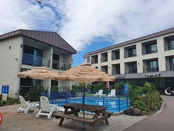 Jeju Ocean Square Resort - Havuz