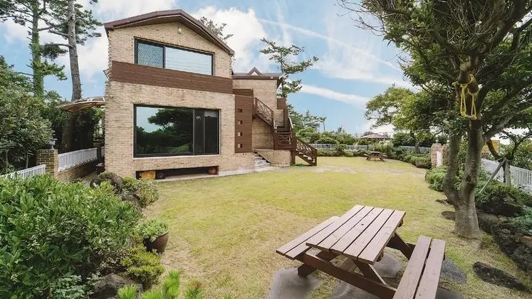 Jeju Oceancliffcottage