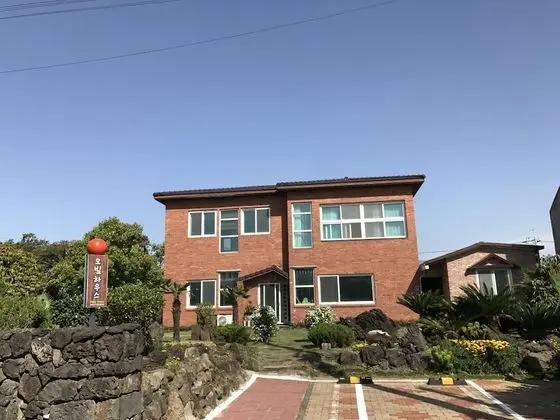 Jeju Ophirhouse Pension - Dış Mekan