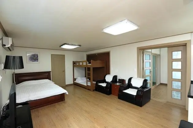 Jeju Ophirhouse Pension - Dış Mekan