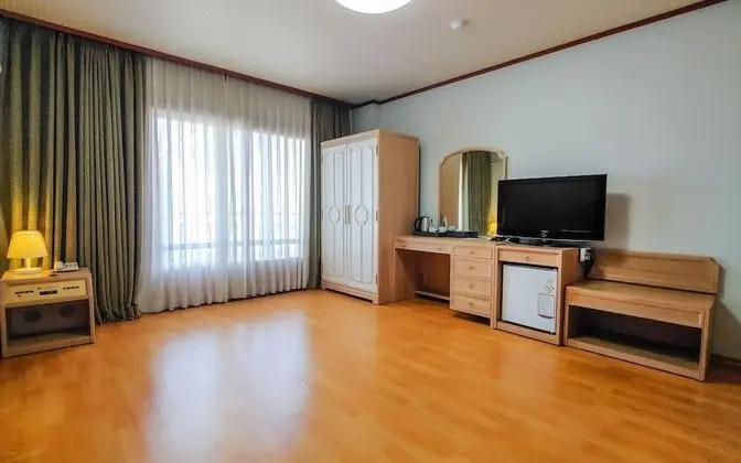 Jeju Pearl Hotel