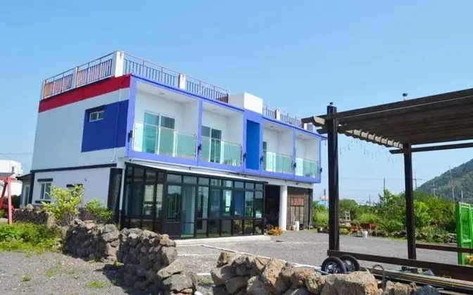Jeju Rainbow Pension & Guest House - Dış Mekan