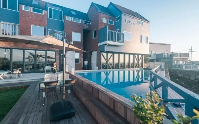 Jeju Romance Papa Pension - Bina Özellikleri