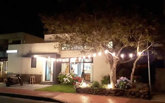 Jeju Sehwa-lium Guest House