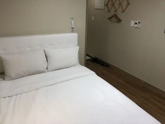 Jeju Skyhill Business Hotel - Oda
