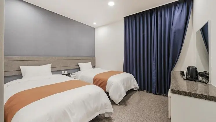 Jeju Sunstay Hotel