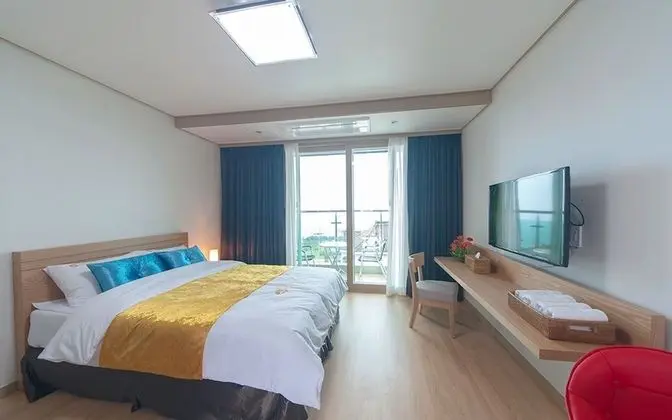 Jeju Swansea Resort - Oda
