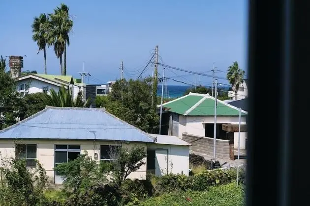 Jeju Timbeohouse Pension - Oda