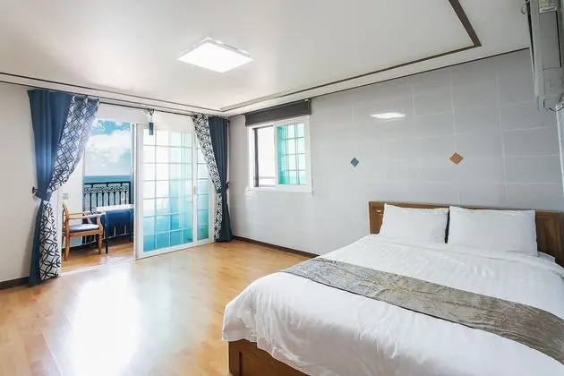 Jeju View Of Sea Pension - Öne Çıkan Resim