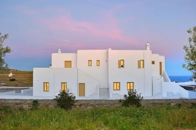 Jenny's Summer Houses