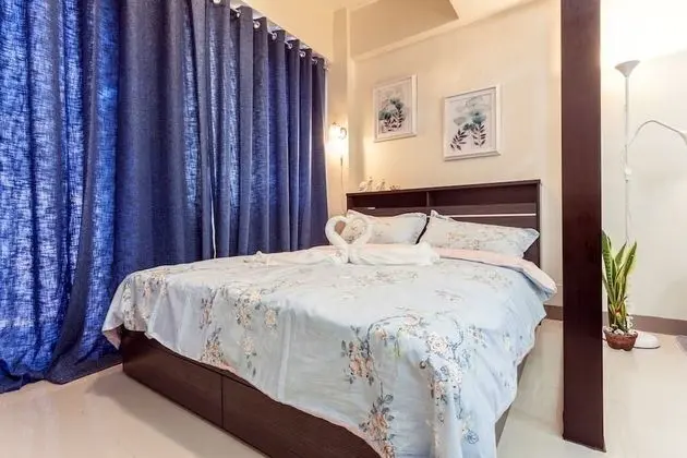 Jen's Comfy Home - Oda
