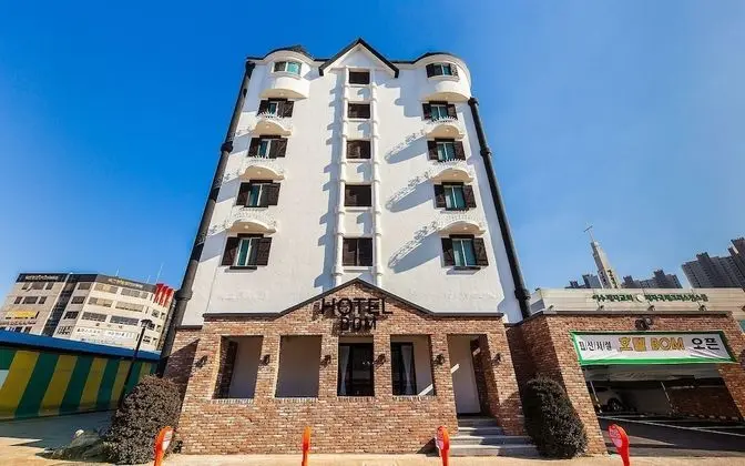 Jeongju Ochang Hotel Bom