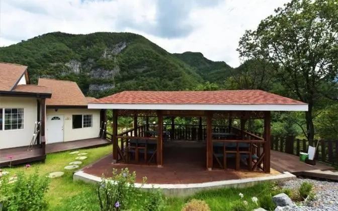Jeongseon Cloud Ladder Pension