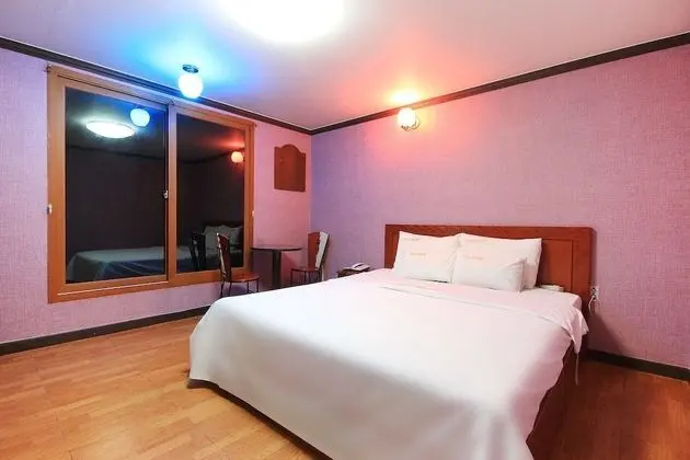 Jeonju Geumamdong Tomato - Öne Çıkan Resim