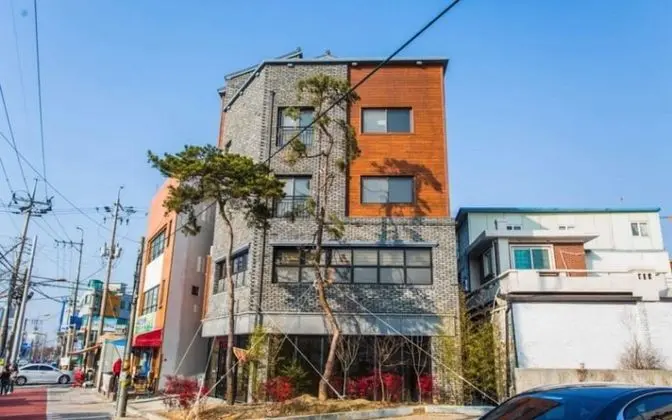 Jeonju Gilgeonneo Hanokmaeul Pension