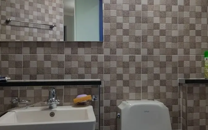 Jeonju Gilgeonneo Hanokmaeul Pension - Oda