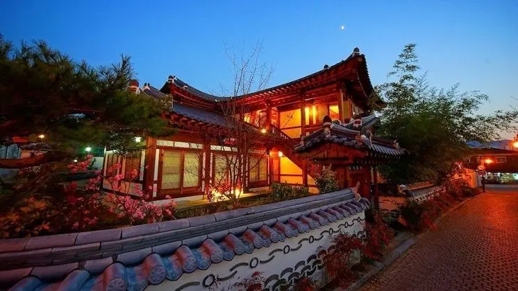 Jeonju Gwigeoraesa Hanok Stay
