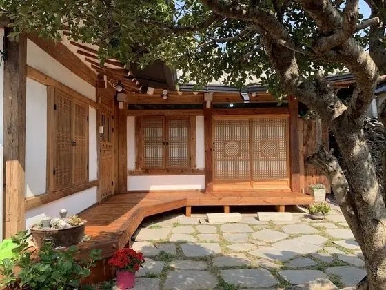 Jeonju Hanok Demisaem 1937 - Öne Çıkan Resim