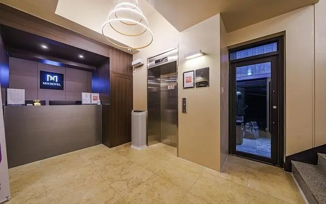 Jeonju Junghwasan-dong MH Hotel - İç Mekan