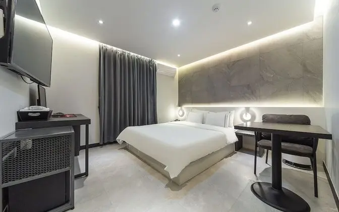 Jeonju Junghwasandong Hotel Star