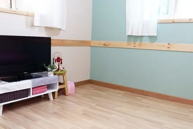 Jeonju Poet & Zzamong Guesthouse