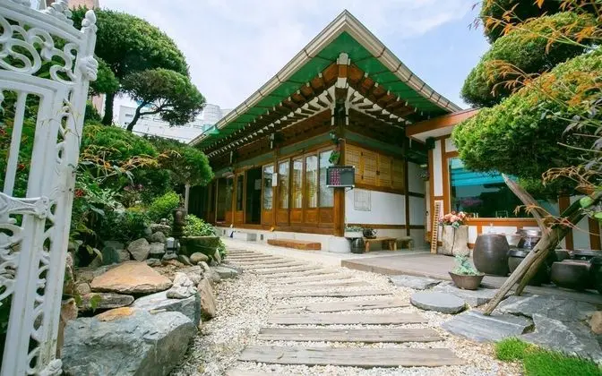 Jeonju Tteulanchae Hanok Stay