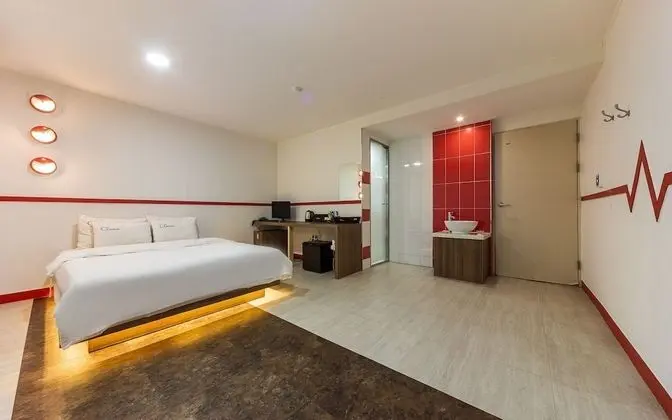 Jeonju Uadong Hotel Ya - Oda